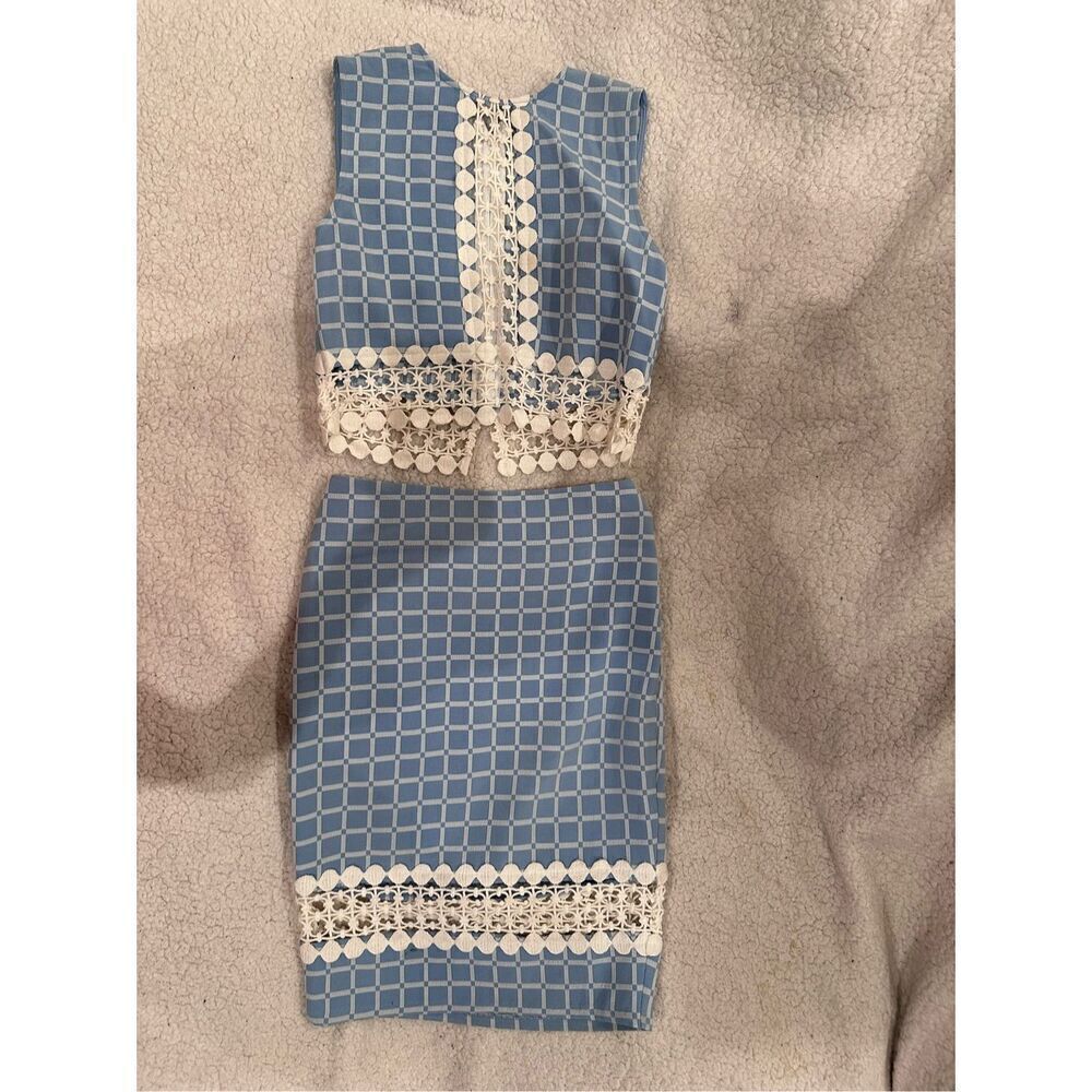 Endless rose size M set women’s top and skirt blue and cream